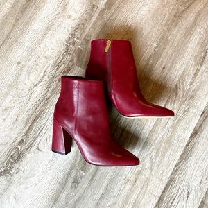 ✨NEW✨ Chic Red Vince Camuto Booties